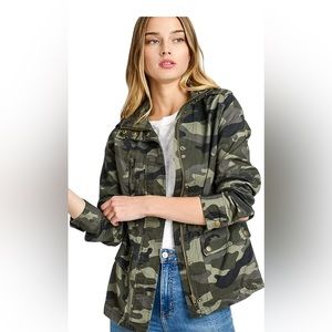 NWOT Love Tree Lightweight Camouflage Jacket‎